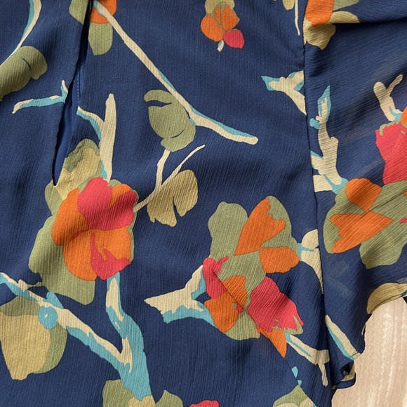 Ruffle trim navy background flower dress. - Picture 5 of 8